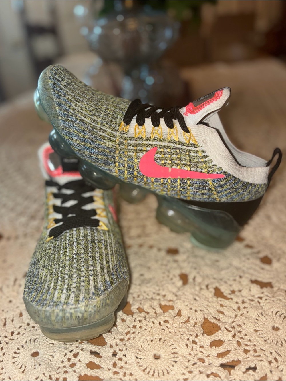Nike Women's Air VaporMax Flyknit 3 Sneakers - Turquoise Crimson